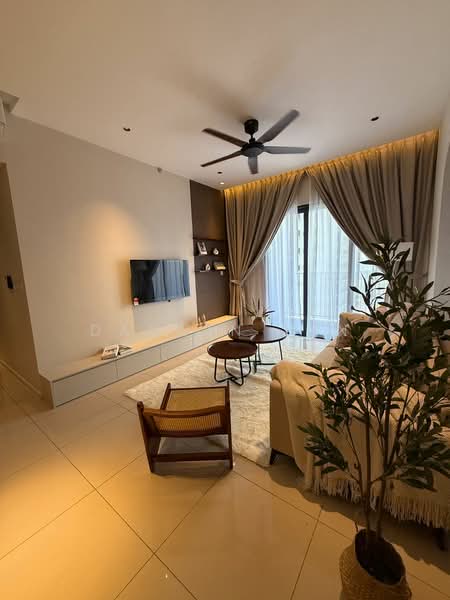 Servis Apartment untuk Disewa di Sunway Belfield - Darwin Tan - Living Room - PropertyGuru.com.my
