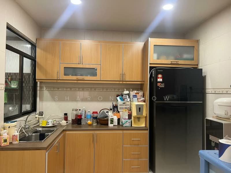 Semi-Detached House for Sale in Puchong (Selangor) - Sharon Chow - Kitchen - PropertyGuru.com.my