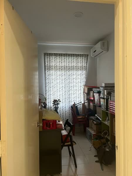 Semi-Detached House for Sale in Puchong (Selangor) - Sharon Chow - Study - PropertyGuru.com.my