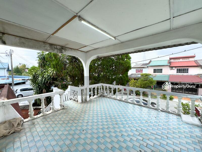 For Sale - CORNER LOT Taman Serdang Jaya Seri Kembangan Terrace House