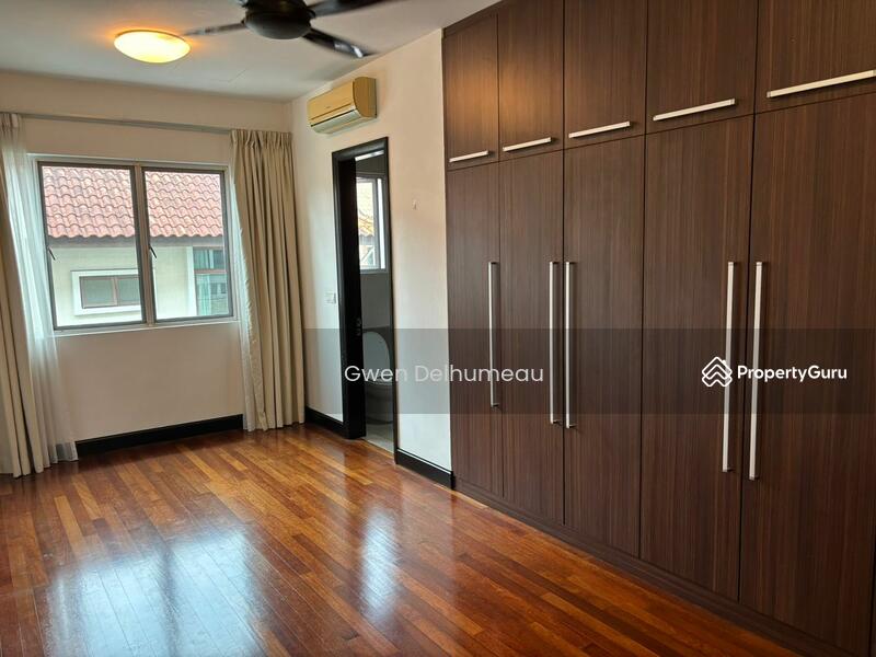 Bedroom 3 (1st Floor)