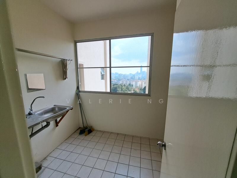 Washing Area with view of TRX/KLCC