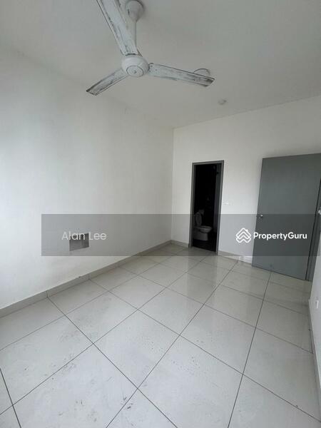 Service Residence for Sale at Traders Garden @ Cheras Selatan - Alan Lee - Bathroom - PropertyGuru.com.my