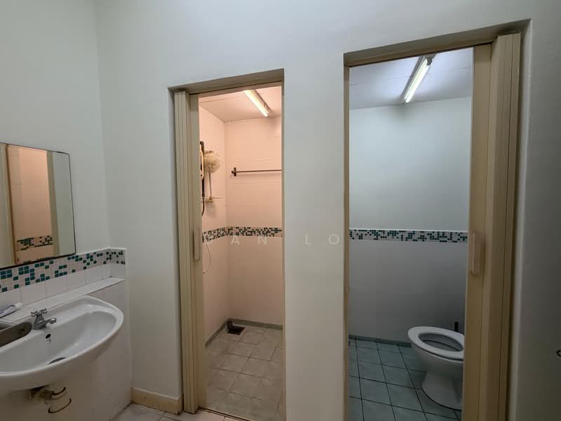 Kondominium untuk Dijual di Seri Maya Condominium - Dan Lo - Bathroom - PropertyGuru.com.my