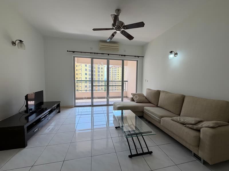 Kondominium untuk Dijual di Seri Maya Condominium - Dan Lo - Living Room - PropertyGuru.com.my