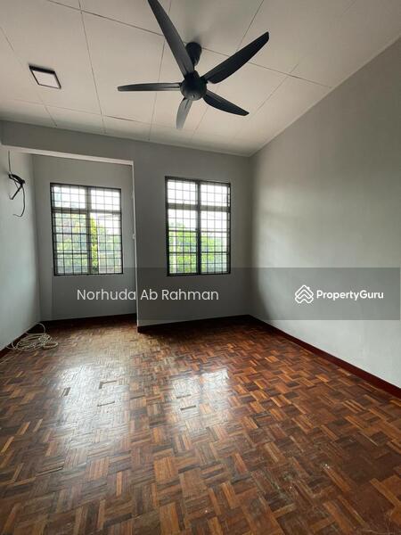 2-storey Terraced House for Sale in Taman Ixora (Sepang) - Norhuda Ab Rahman - Bedroom - PropertyGuru.com.my