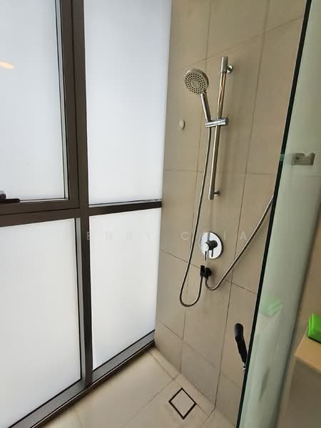 Kondominium untuk Dijual di The Fennel - Henry Chia - Bathroom - PropertyGuru.com.my