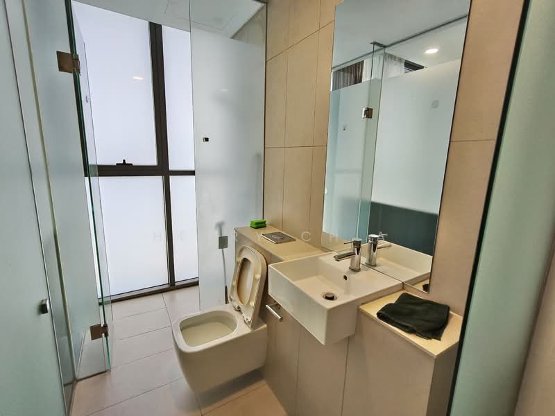 Kondominium untuk Dijual di The Fennel - Henry Chia - Bathroom - PropertyGuru.com.my