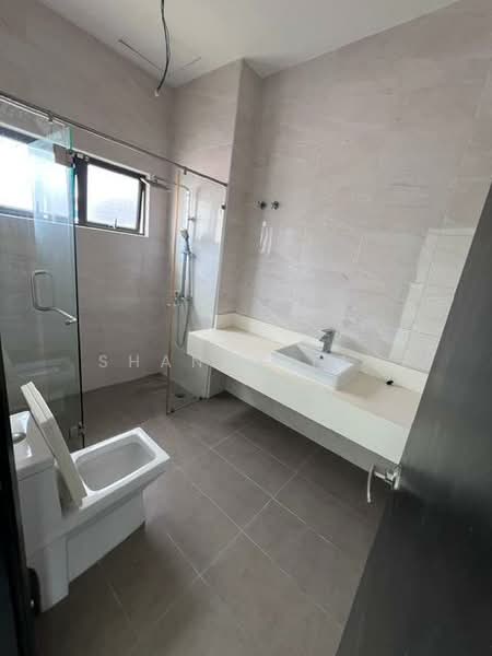 Bungalow for Sale in Bandar Sungai Long (Selangor) - Shanny Tan - Bathroom - PropertyGuru.com.my