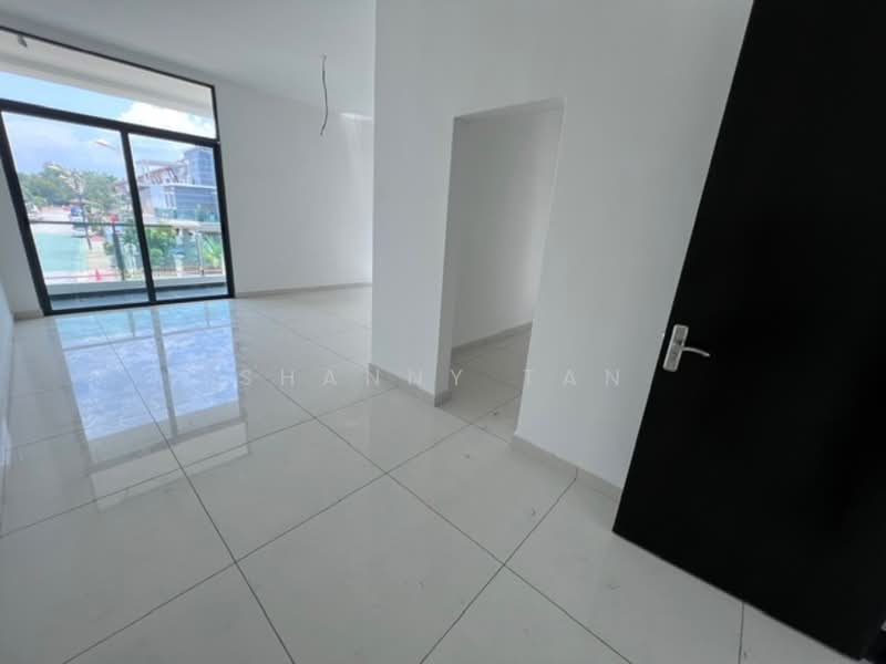 Bungalow for Sale in Bandar Sungai Long (Selangor) - Shanny Tan - Living Room - PropertyGuru.com.my