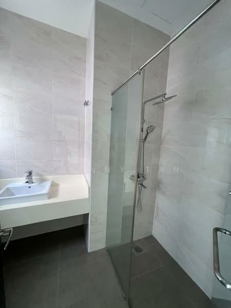 Bungalow for Sale in Bandar Sungai Long (Selangor) - Shanny Tan - Bathroom - PropertyGuru.com.my