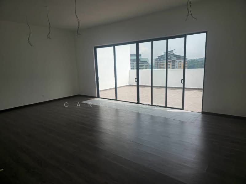 Rumah Teres untuk Dijual di Damansara Perdana (Selangor) - Carmen How - Balcony - PropertyGuru.com.my