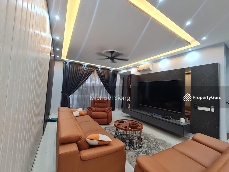 Rumah Teres 3 Tingkat untuk Dijual di Tamansari (Rawang) - Michael Siong - Living Room - PropertyGuru.com.my