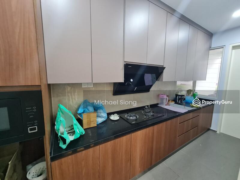 Rumah Teres 3 Tingkat untuk Dijual di Tamansari (Rawang) - Michael Siong - Kitchen - PropertyGuru.com.my