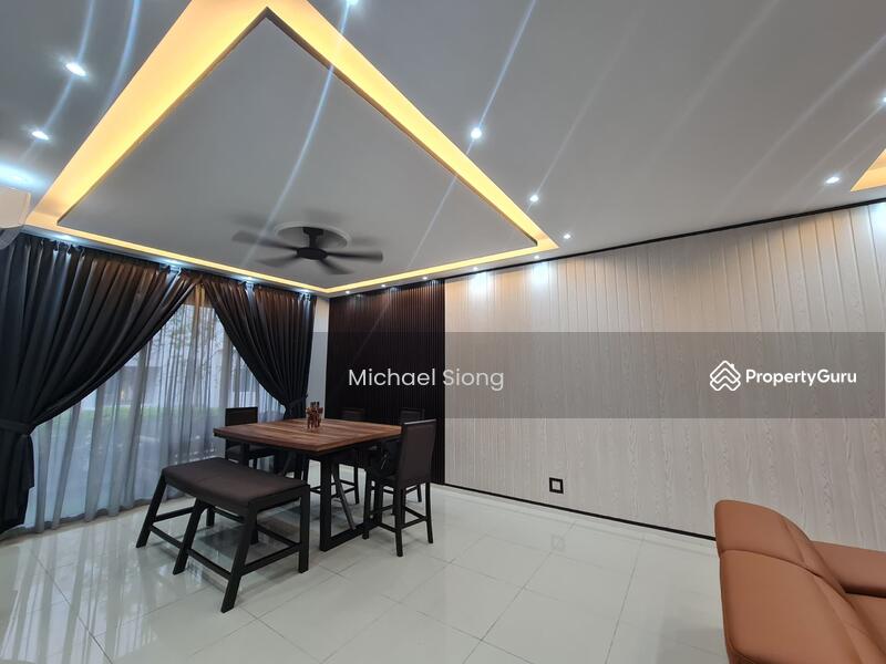 Rumah Teres 3 Tingkat untuk Dijual di Tamansari (Rawang) - Michael Siong - Dining Room - PropertyGuru.com.my