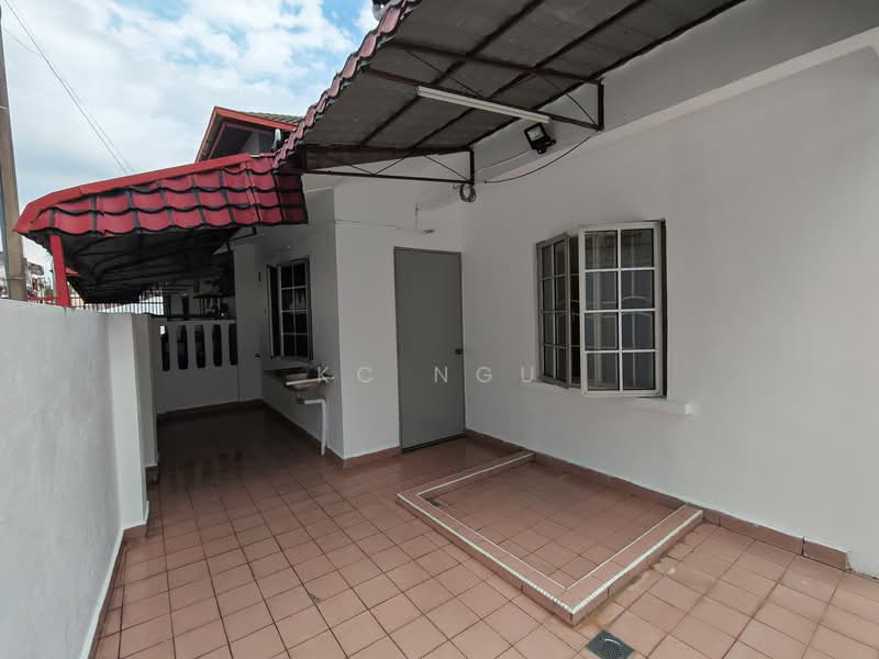 Semi-Detached House for Sale in Bandar Kinrara Seksyen 1 (Bandar Kinrara) - KC Ngu - Exterior - PropertyGuru.com.my