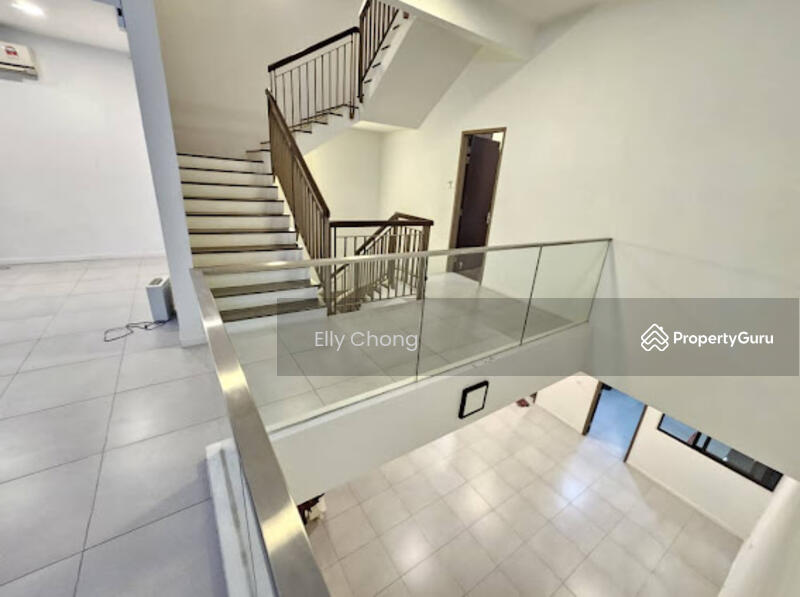 3-storey Terraced House for Sale in Taman Juara Jaya (Cheras) - Elly Chong - Entrance - PropertyGuru.com.my