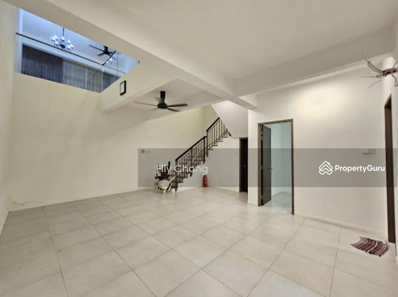3-storey Terraced House for Sale in Taman Juara Jaya (Cheras) - Elly Chong - Living Room - PropertyGuru.com.my