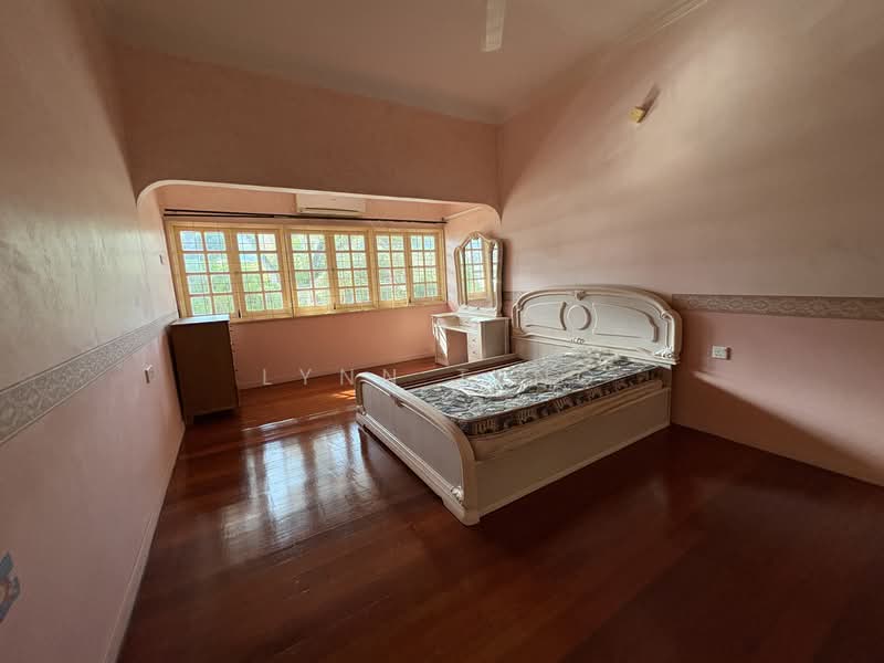Semi-Detached House for Sale in Tanjung Bungah (Penang) - Lynn Teng - Bedroom - PropertyGuru.com.my