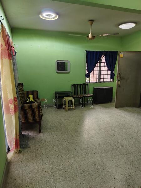 Apartment for Sale at Kuchai Entrepreneurs Park Apartment - Andrew Cheong - Living Room - PropertyGuru.com.my