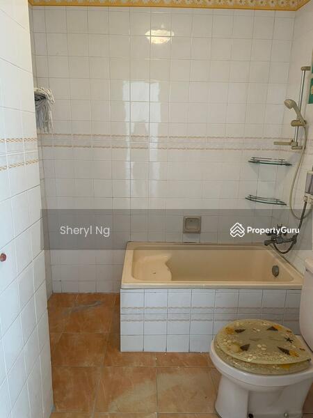 Kondominium untuk Dijual di Bukit Gembira Condominium - Sheryl Ng - Bathroom - PropertyGuru.com.my