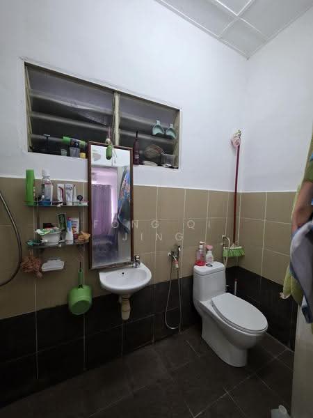 Terraced House for Sale in Cyberjaya (Selangor) - Fong Qi Jing - Bathroom - PropertyGuru.com.my