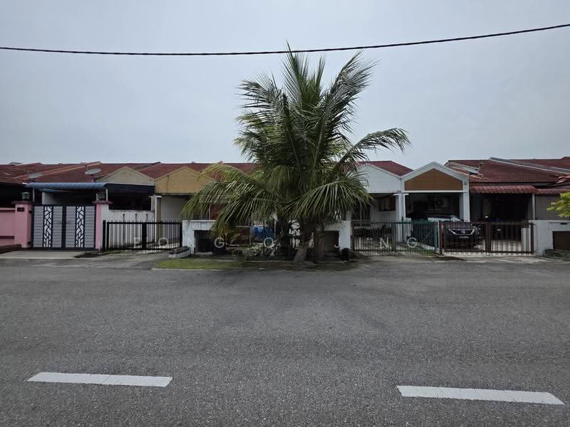 Terraced House for Sale in Cyberjaya (Selangor) - Fong Qi Jing - Exterior - PropertyGuru.com.my
