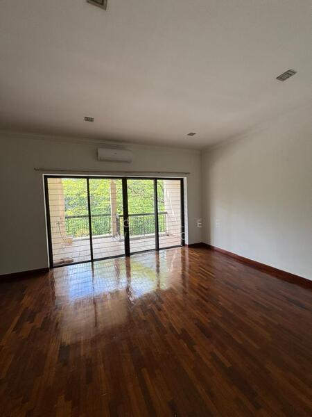 2.5-storey Terraced House for Sale in Bandar Utama 6 (Bandar Utama) - Soon Lee Wang - Living Room - PropertyGuru.com.my