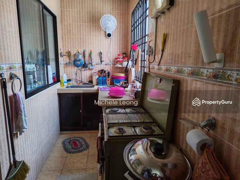 2-storey Terraced House for Sale in Ipoh (Perak) - Michele Leong - Kitchen - PropertyGuru.com.my
