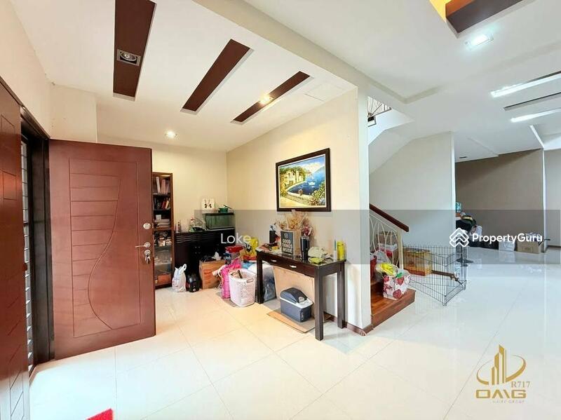 Rumah Berkembar untuk Dijual di Setia Damai (Setia Alam) - Loke . - Entrance - PropertyGuru.com.my