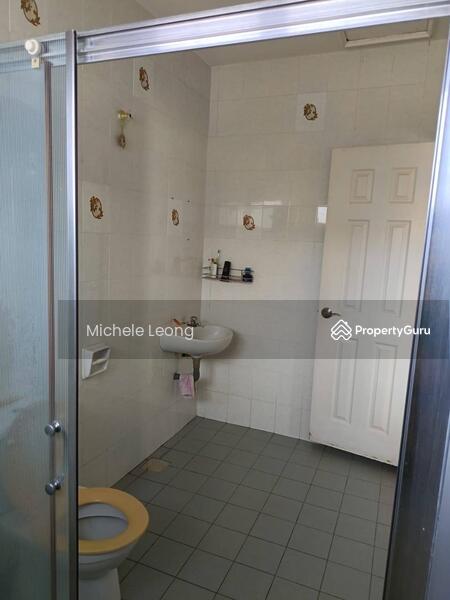Rumah Berkembar untuk Dijual di Bandar Baru Sri Klebang (Chemor) - Michele Leong - Bathroom - PropertyGuru.com.my