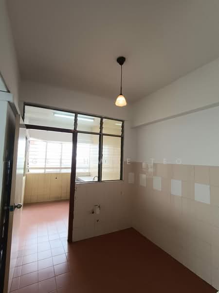 Service Residence for Sale at Rhythm Avenue - Gek Hwee Teo - Kitchen - PropertyGuru.com.my