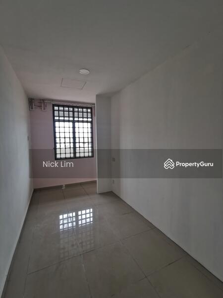 Wardrobe Room