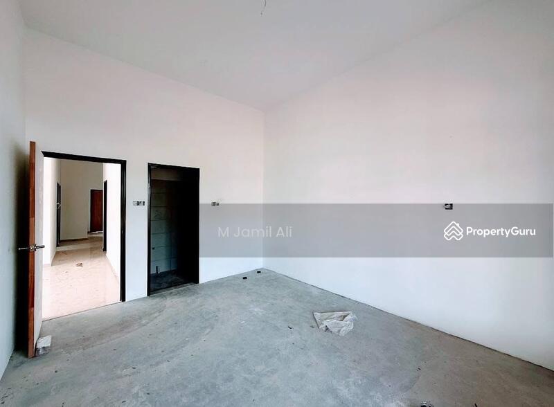 akan dipasang Lantai Laminated Flooring
