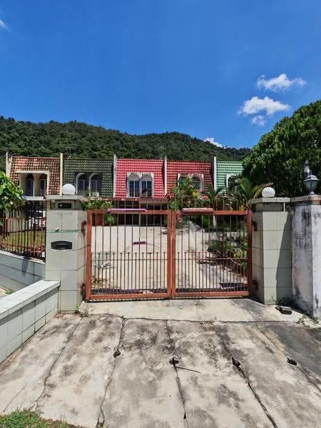Terraced House for Sale in Bukit Gelugor (Gelugor) - Anna Koay - Exterior - PropertyGuru.com.my