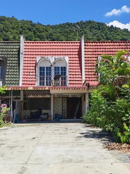 Terraced House for Sale in Bukit Gelugor (Gelugor) - Anna Koay - Exterior - PropertyGuru.com.my