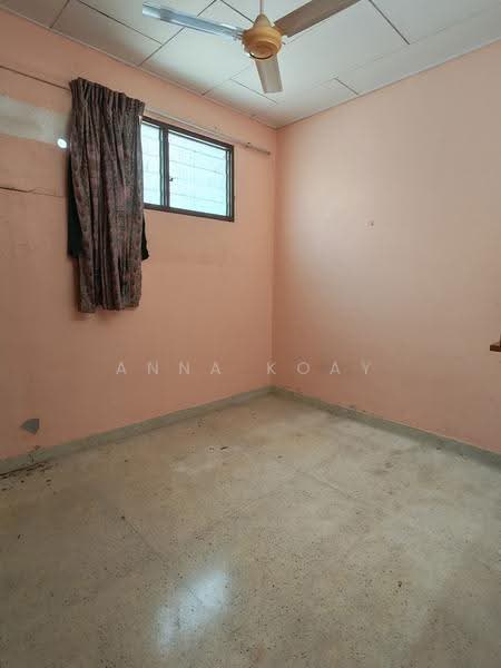 Terraced House for Sale in Bukit Gelugor (Gelugor) - Anna Koay - Bedroom - PropertyGuru.com.my