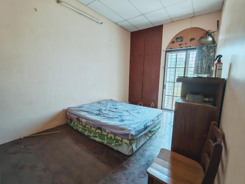 Terraced House for Sale in Bukit Gelugor (Gelugor) - Anna Koay - Bedroom - PropertyGuru.com.my