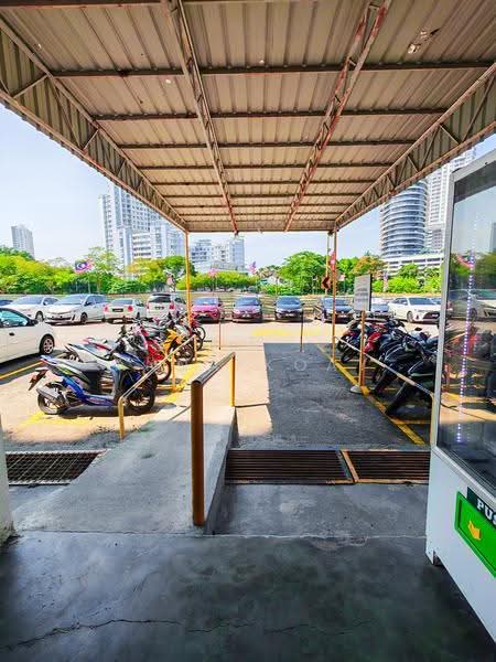 Rumah Flat untuk Dijual di Taman Gambier - Anna Koay - user friendly walkway - PropertyGuru.com.my