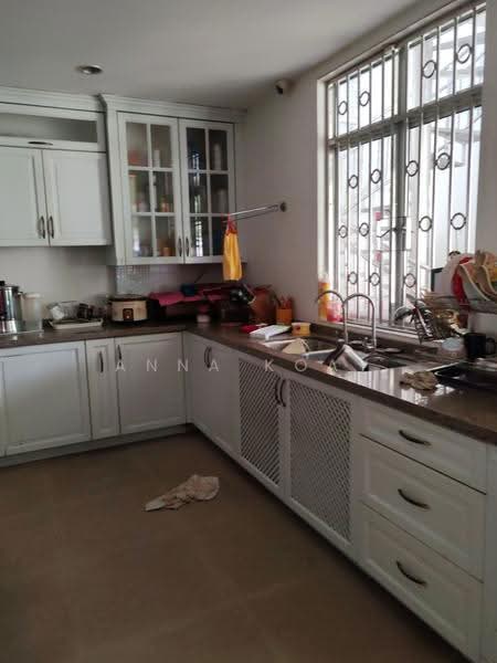 Semi-Detached House for Sale in Taman Desa Wangsa (Batu Maung) - Anna Koay - Kitchen - PropertyGuru.com.my