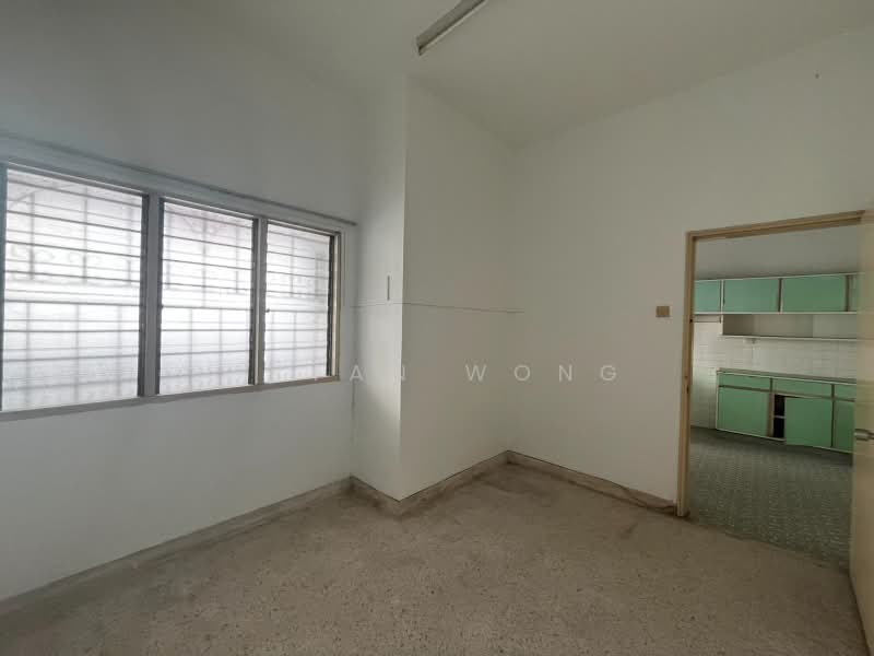 2-storey Terraced House for Sale in SS 21, Damansara Utama (Petaling Jaya) - Bryan Wong - Kitchen - PropertyGuru.com.my