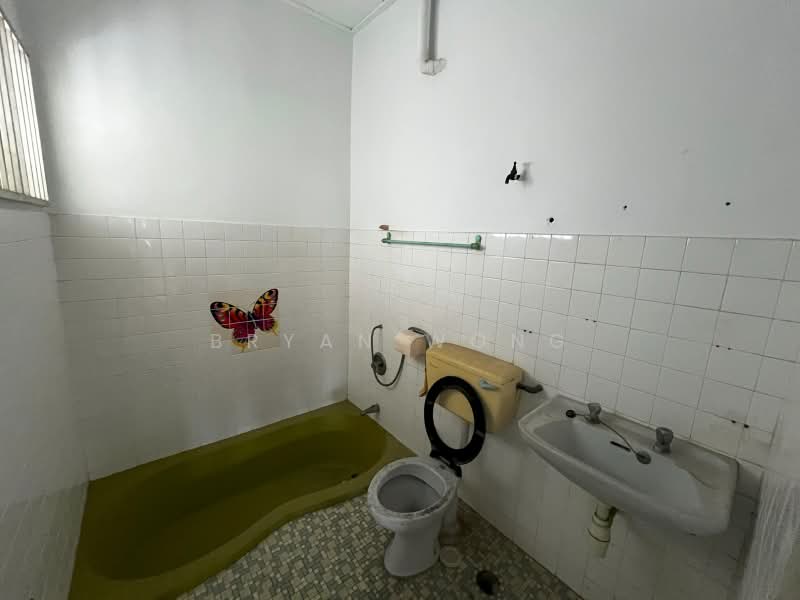 2-storey Terraced House for Sale in SS 21, Damansara Utama (Petaling Jaya) - Bryan Wong - Bathroom - PropertyGuru.com.my