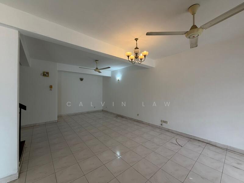 2.5-storey Terraced House for Sale in Bandar Utama 11 (Bandar Utama) - Calvin Law - Living Room - PropertyGuru.com.my