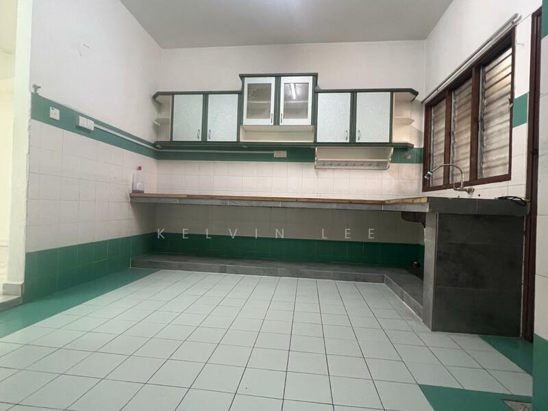 2-storey Terraced House for Sale in Usj 9 (Subang Jaya) - Kelvin Lee - Kitchen - PropertyGuru.com.my