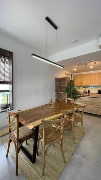 Service Residence for Rent at Lot 15 - Ferdaus Johar - Dining Room - PropertyGuru.com.my