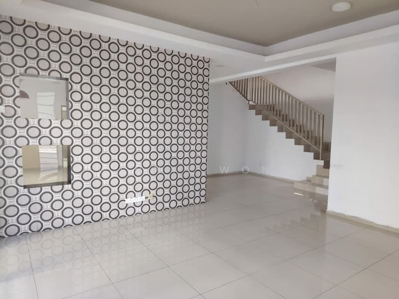 Semi-Detached House for Sale in Seri Kembangan (Selangor) - Winnie Wong - Living Room - PropertyGuru.com.my