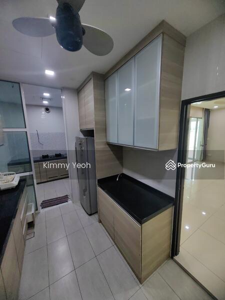 Dry Kitchen