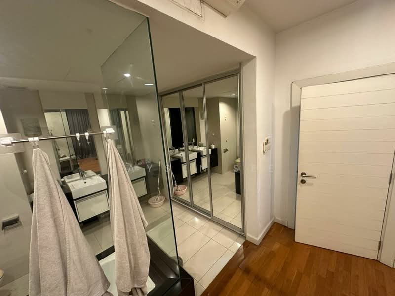 Service Residence for Sale at Dua Sentral - Jaysen See - Bathroom - PropertyGuru.com.my