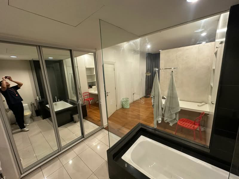 Service Residence for Sale at Dua Sentral - Jaysen See - Bathroom - PropertyGuru.com.my