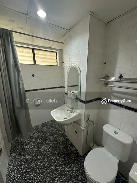Kondominium untuk Dijual di Eden Seaview Condominium - Darren Jalleh - Bathroom - PropertyGuru.com.my